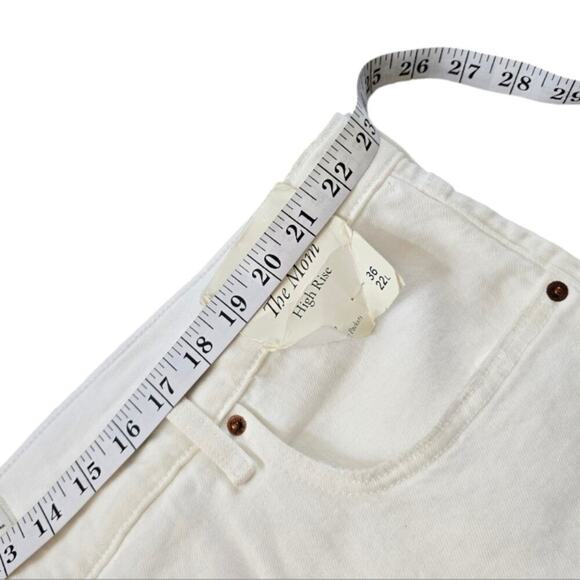 Abercrombie & Fitch The Mom High Rise Distressed White Jeans Plus Size 22 36 new - Picture 10 of 16